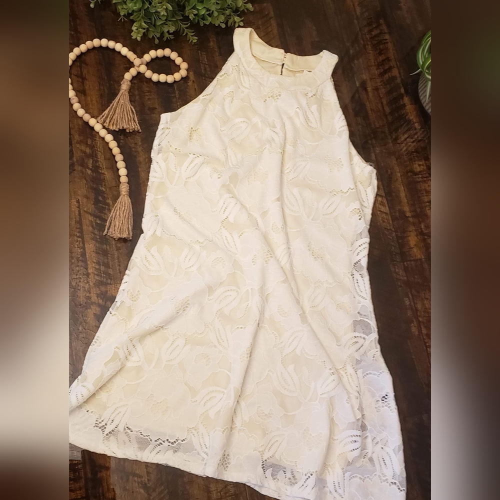 Lace dress